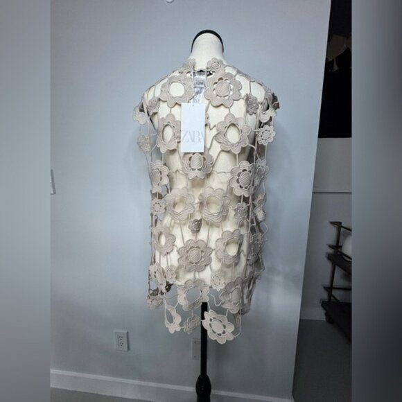 ZARA Crochet Top – XS/S – Oversized Fit – NWT - Picture 2 of 9